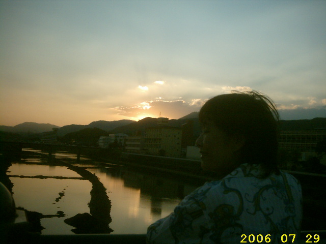 july-29-2006-banba-odori-sunset-keiko.jpg